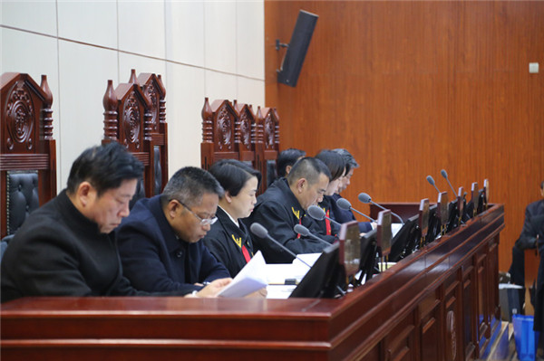05合议庭.jpg