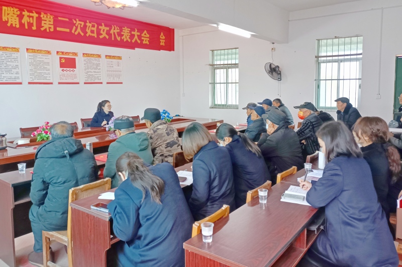 游攀_副本.jpg